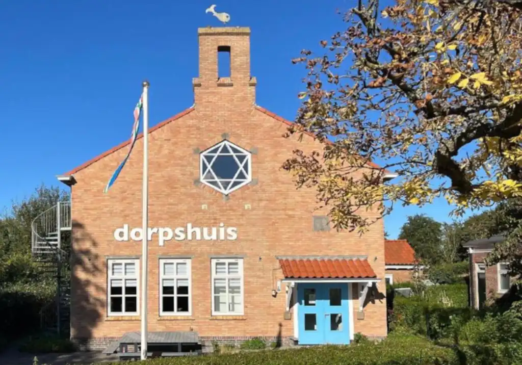 foto_dorpshuis_buiten